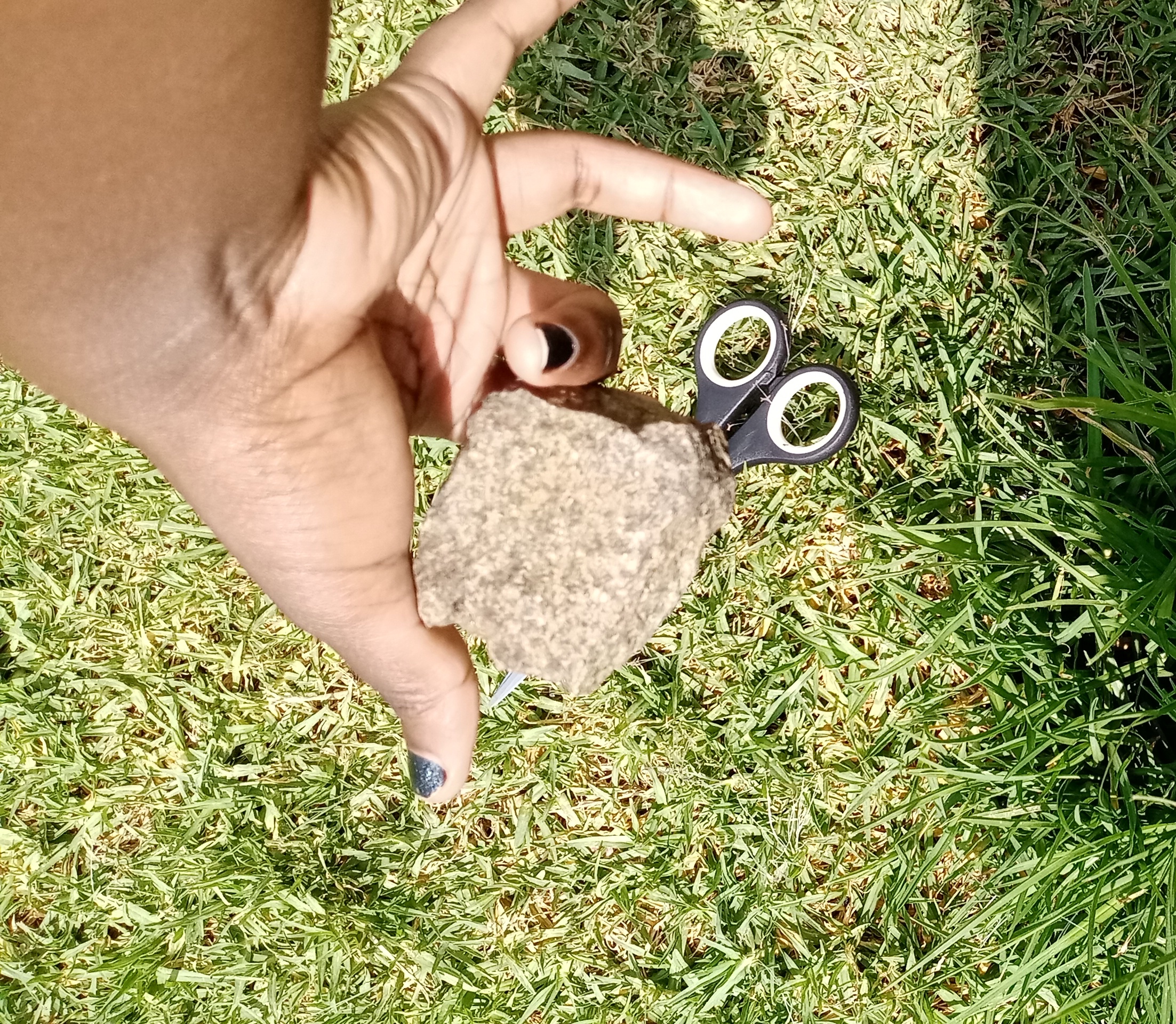 an image depicting how rock beats scissors